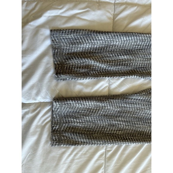 Lululemon Wunder Under Crop Sz 10 (Hi-Rise) 21" Luon Jacquard Battleship Silver - Picture 3 of 12